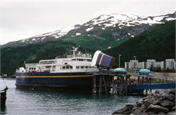 02241_WhittierFerryUnloads