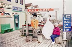 02264_PeggyinHomer