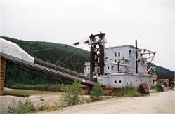 02319_s_YukonDredge