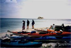 134-MetKayakersMiddleCaye