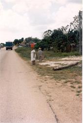 157-GuatemalanWaterCarry