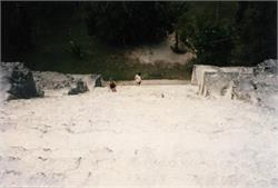 171-TikalWalkingDown