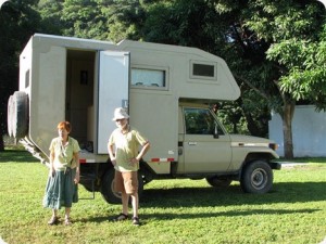 Claude_Erika Claude_Erika