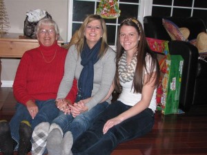 23_XMAS12_Peg-Pam-Mandy