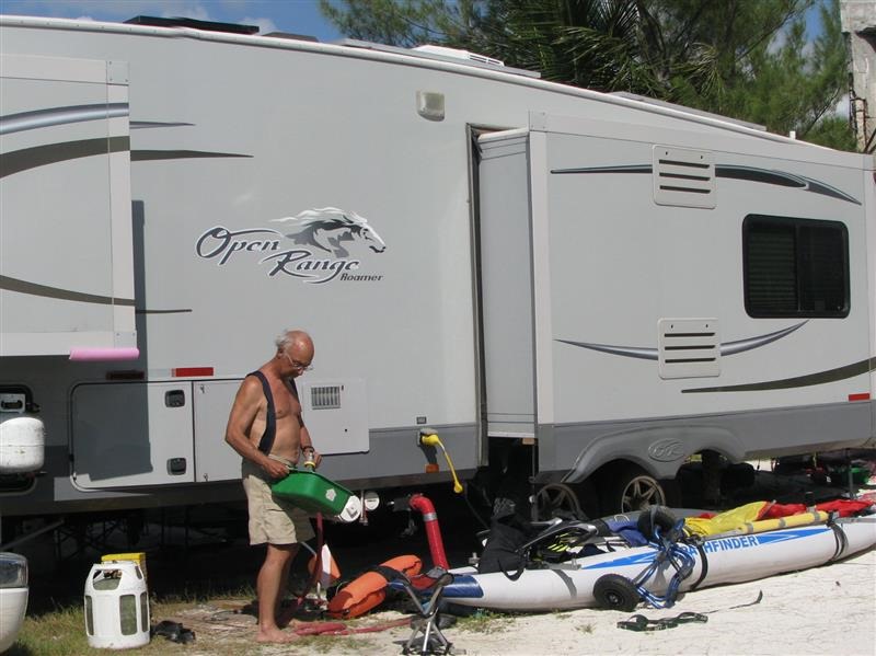 Lazy Bones, Sit-in in the Sun, Never goin get this darn Blog done